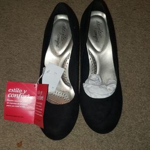Black wedge heals